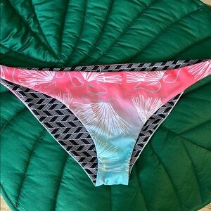 NWOT Sig Zane X Hurley collab reversible bikini bottom ohia lehua floral print